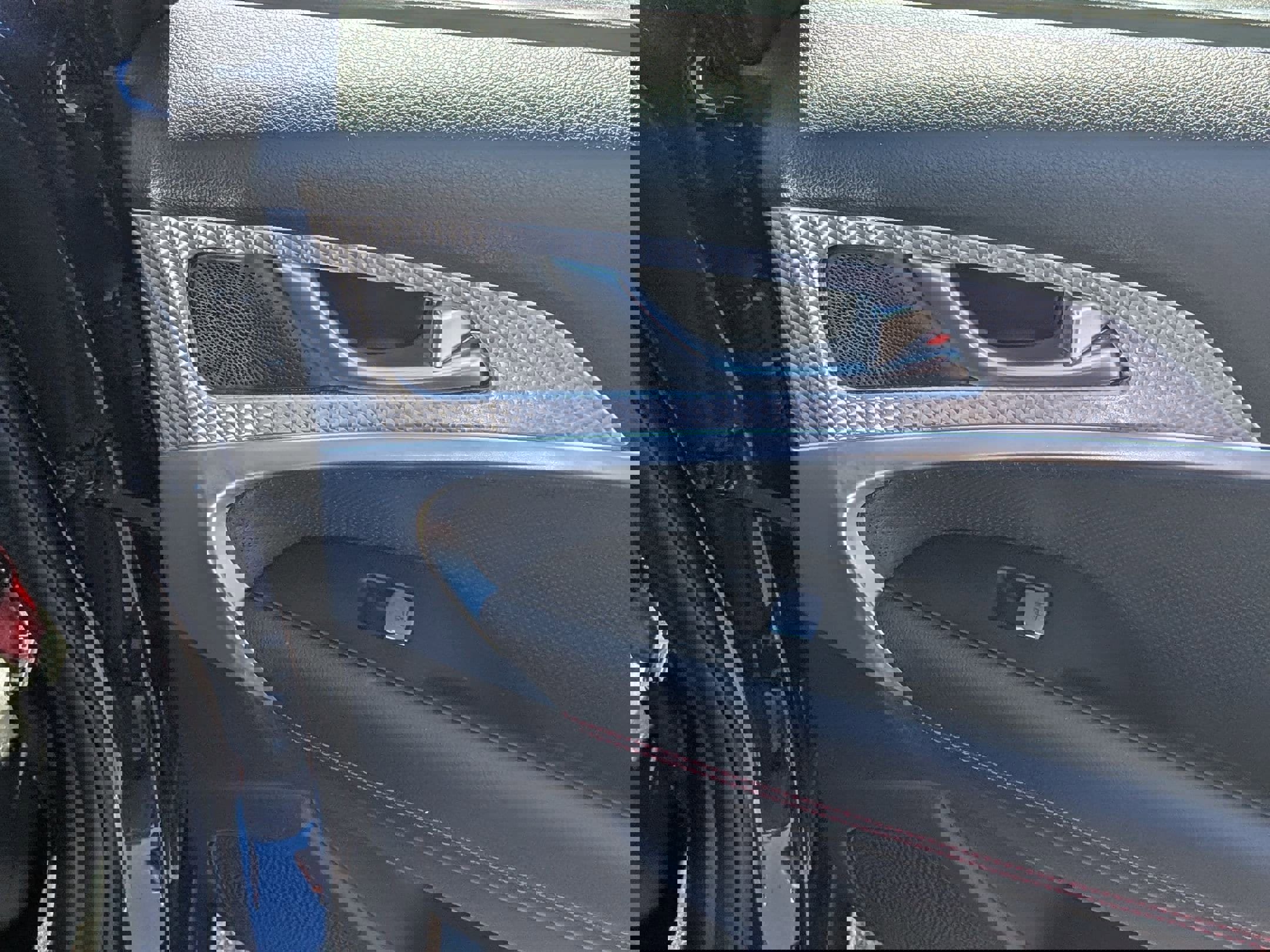 Used 2023 Genesis G70 2.0T w/ Sport Prestige Package RWD image 28