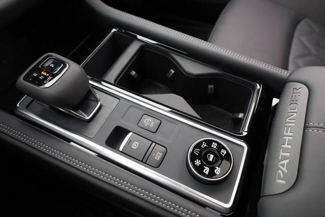 New 2026 Nissan Pathfinder Platinum AWD/4WD image 20