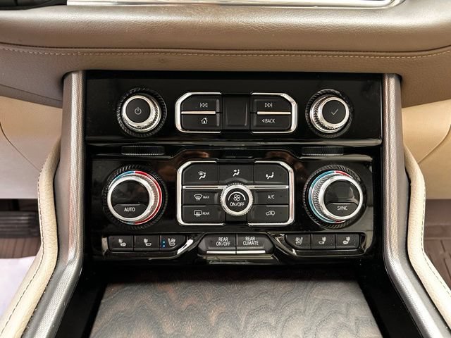 Used 2023 GMC Yukon Denali AWD/4WD image 27