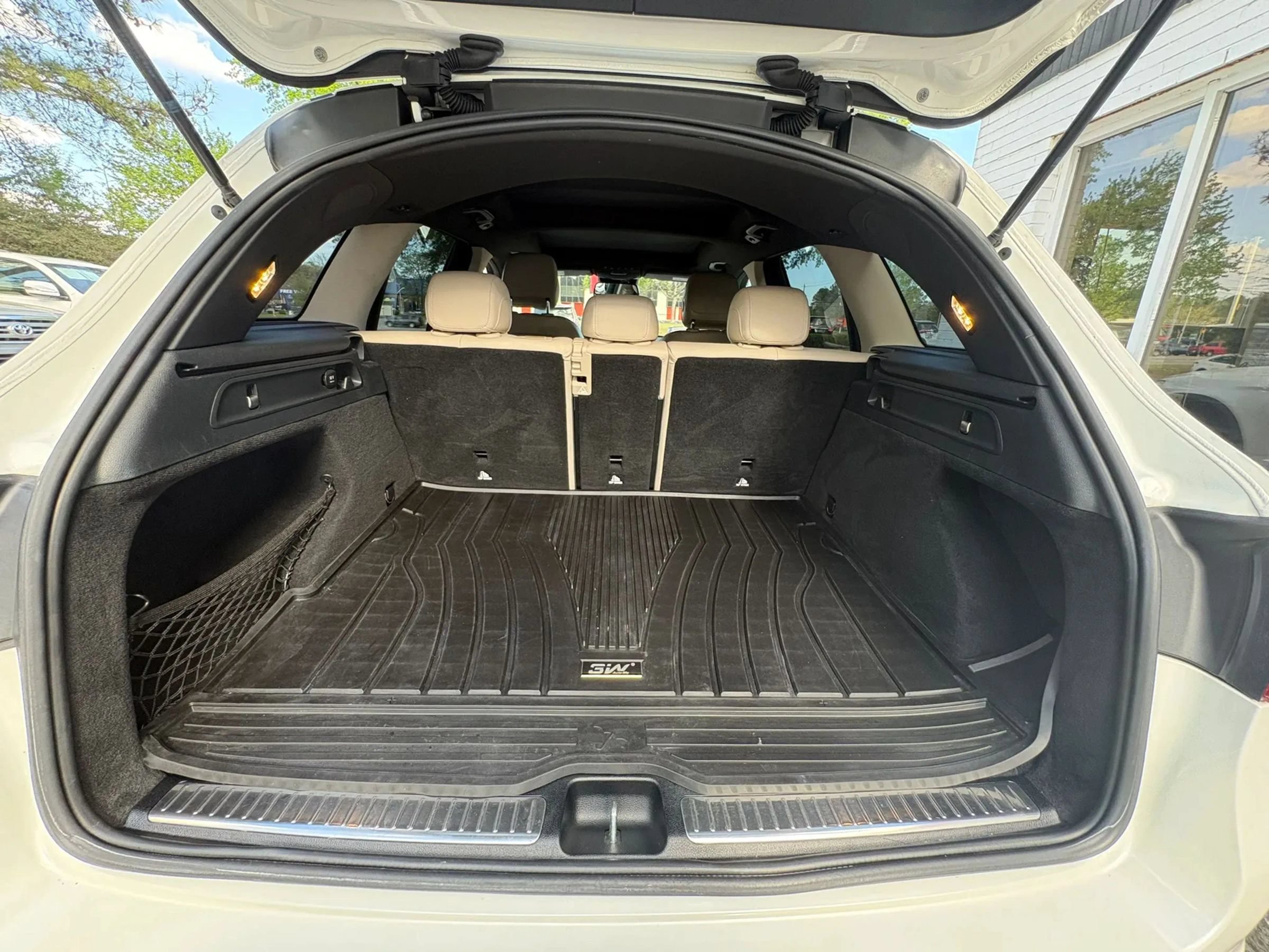 Used 2018 Mercedes-Benz GLC 300 4MATIC image 19