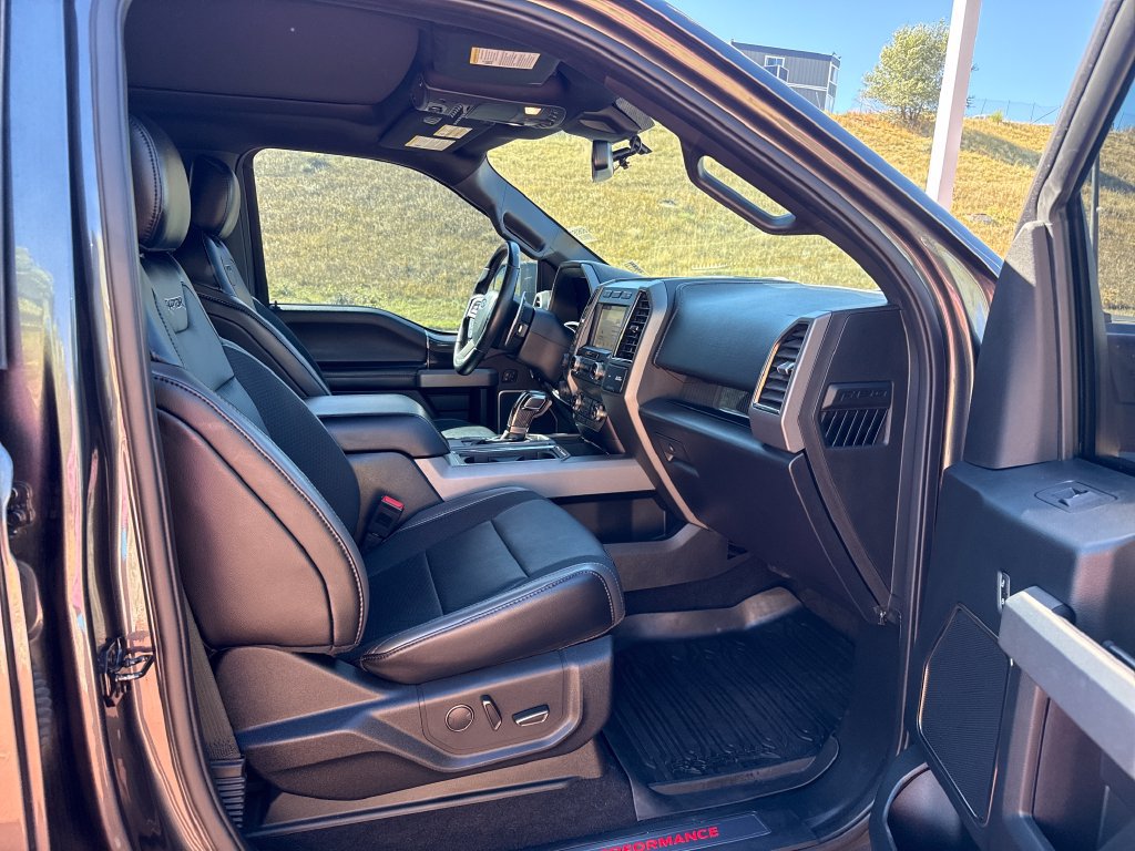 Used 2019 Ford F150 Raptor w/ Equipment Group 802A Luxury AWD/4WD image 29