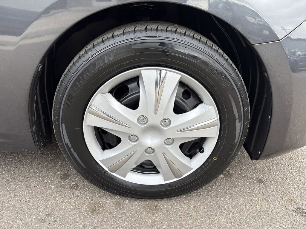 Used 2015 MAZDA MAZDA3 i Sport image 26