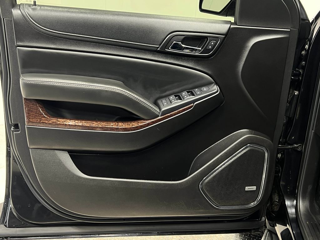 Used 2016 GMC Yukon SLE w/ HD Trailering Package image 13