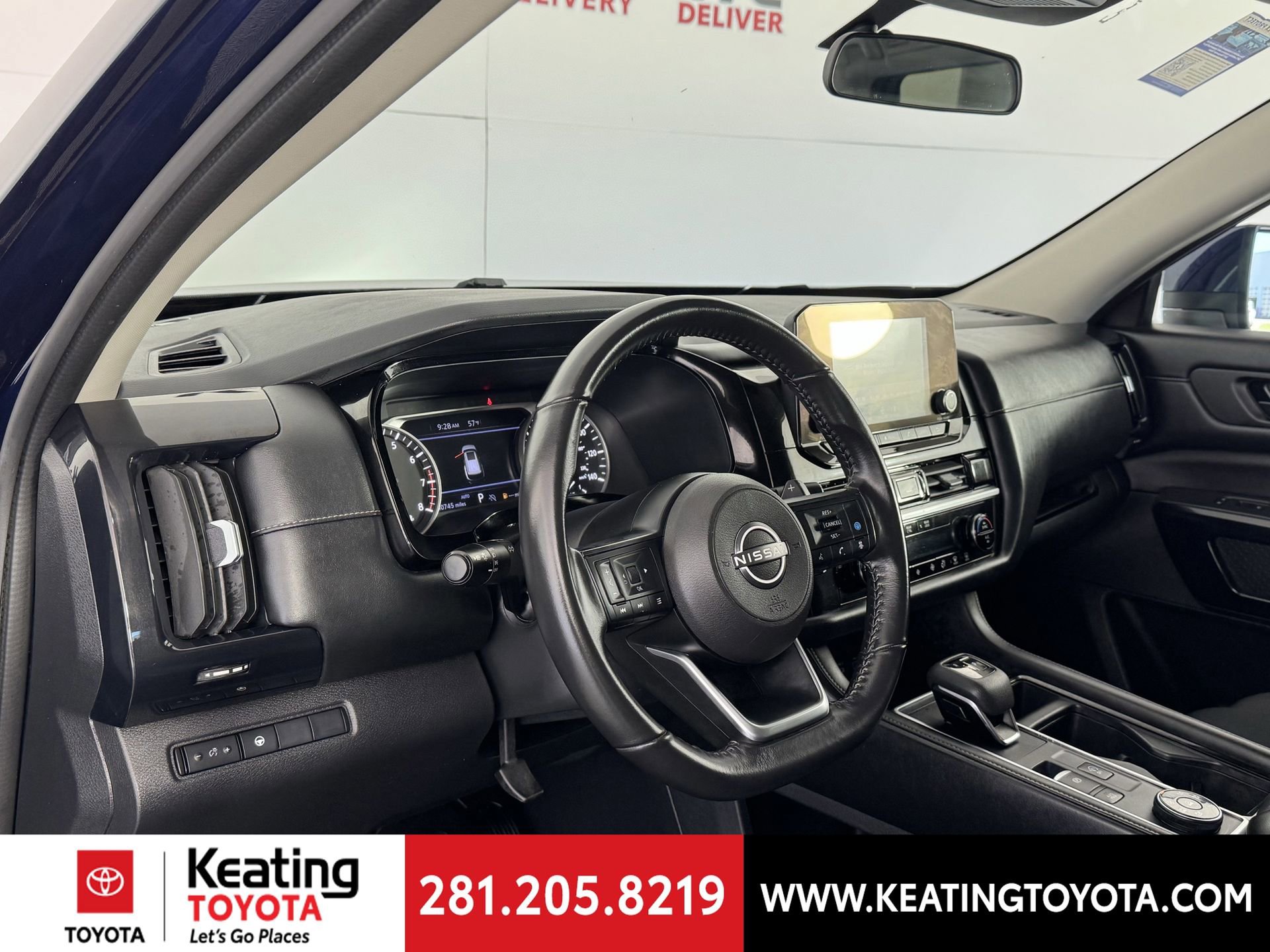 Used 2024 Nissan Pathfinder SV image 13