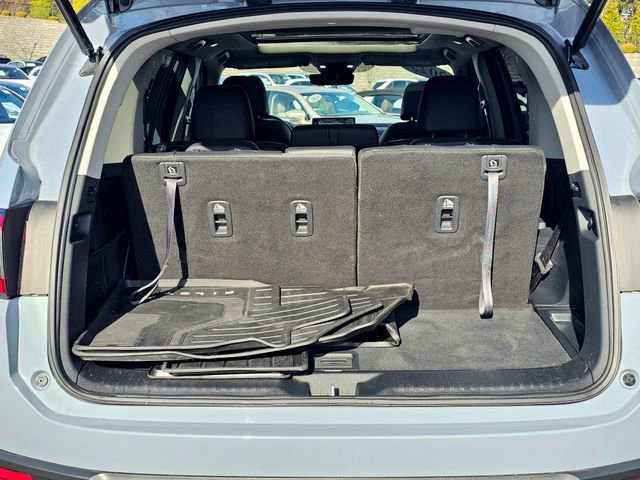 Used 2023 Honda Pilot Elite image 11