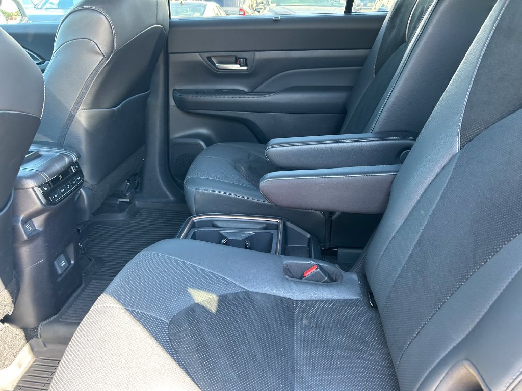 Used 2026 Toyota Grand Highlander AWD Hybrid image 18