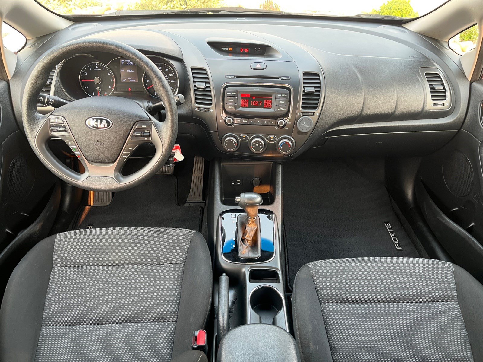 Used 2018 Kia Forte LX FWD image 19