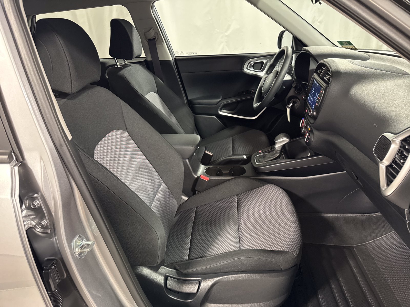 Certified 2022 Kia Soul LX w/ Technology Package FWD image 23