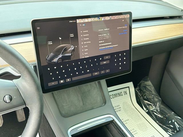 Used 2024 Tesla Model Y Long Range AWD/4WD image 27