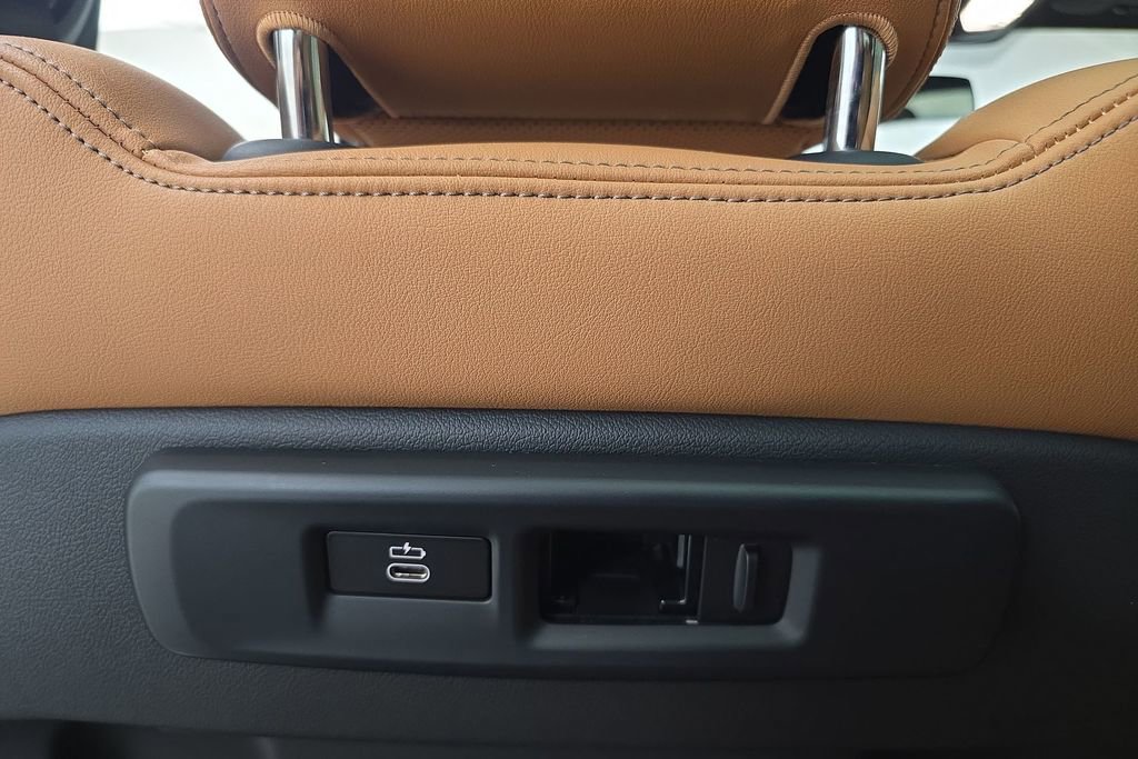 Certified 2023 BMW X5 xDrive45e w/ Executive Package image 26