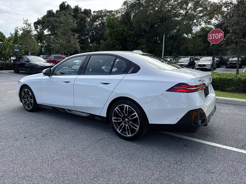 Used 2026 BMW 530i xDrive AWD/4WD image 12