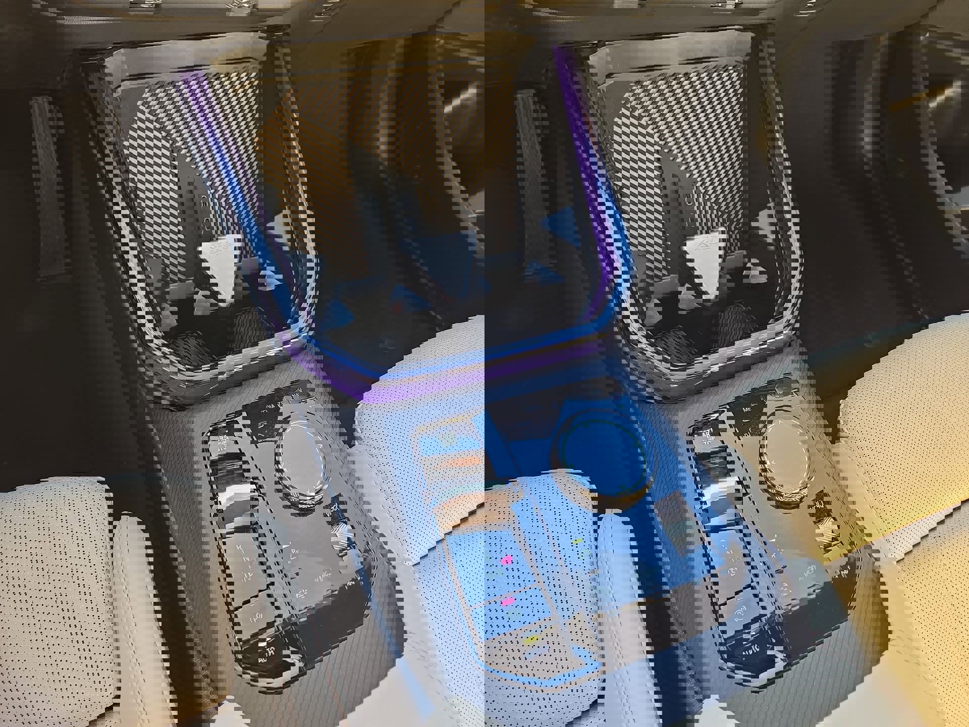 Used 2025 BMW X3 xDrive30i w/ Premium Package image 22