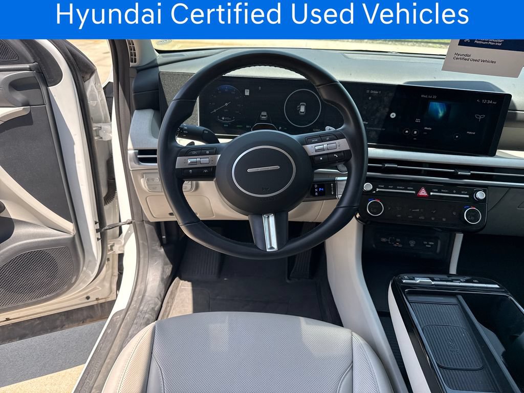 Certified 2025 Hyundai Tucson SEL AWD/4WD image 16