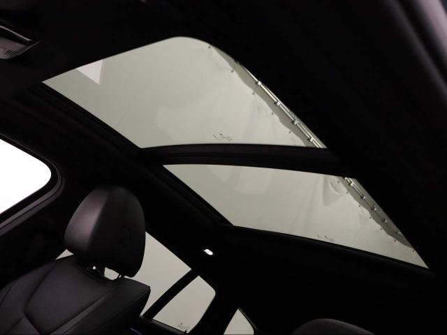 Used 2021 BMW X4 xDrive30i w/ Premium Package 3 image 5