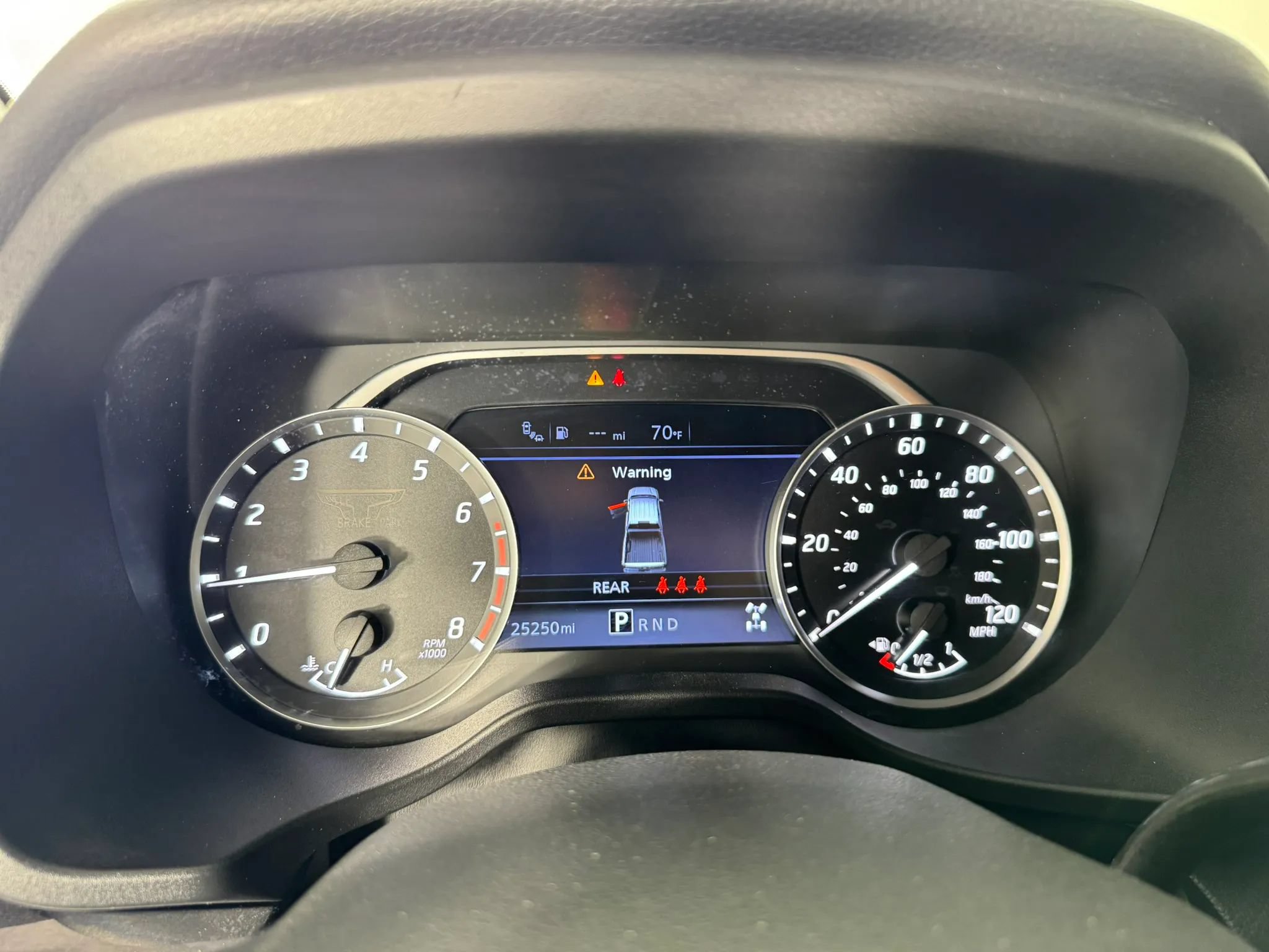 Used 2024 Nissan Titan SV w/ SV Convenience Package AWD/4WD image 14