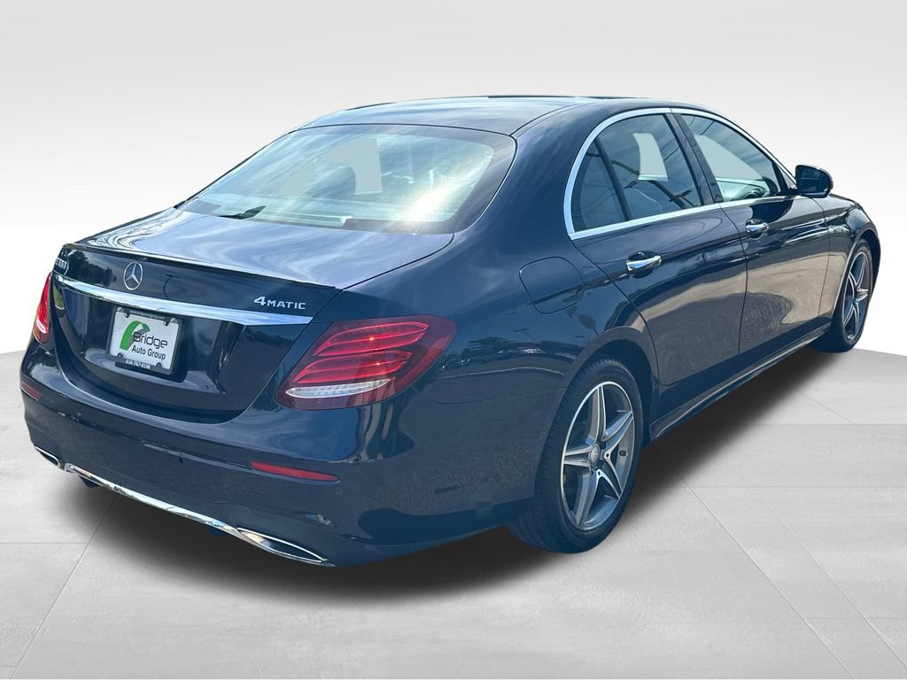 Used 2017 Mercedes-Benz E 300 4MATIC image 7