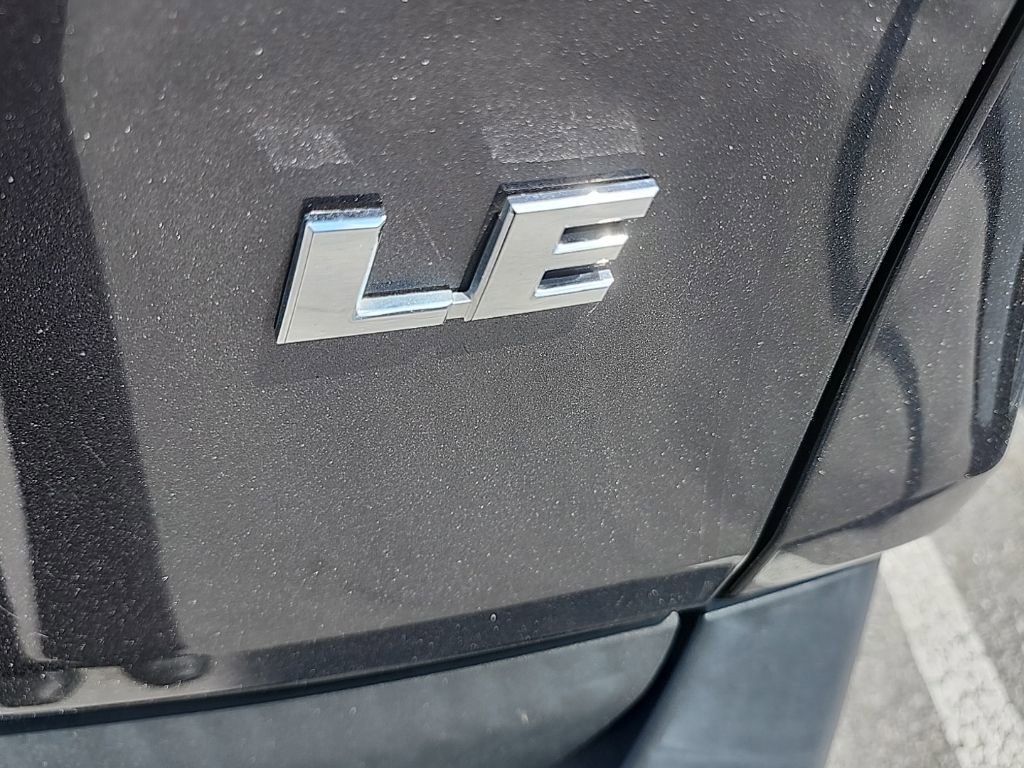 Used 2024 Toyota RAV4 LE FWD image 14
