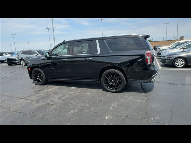 Certified 2023 Chevrolet Suburban High Country w/ Advanced Technology Package AWD/4WD image 6