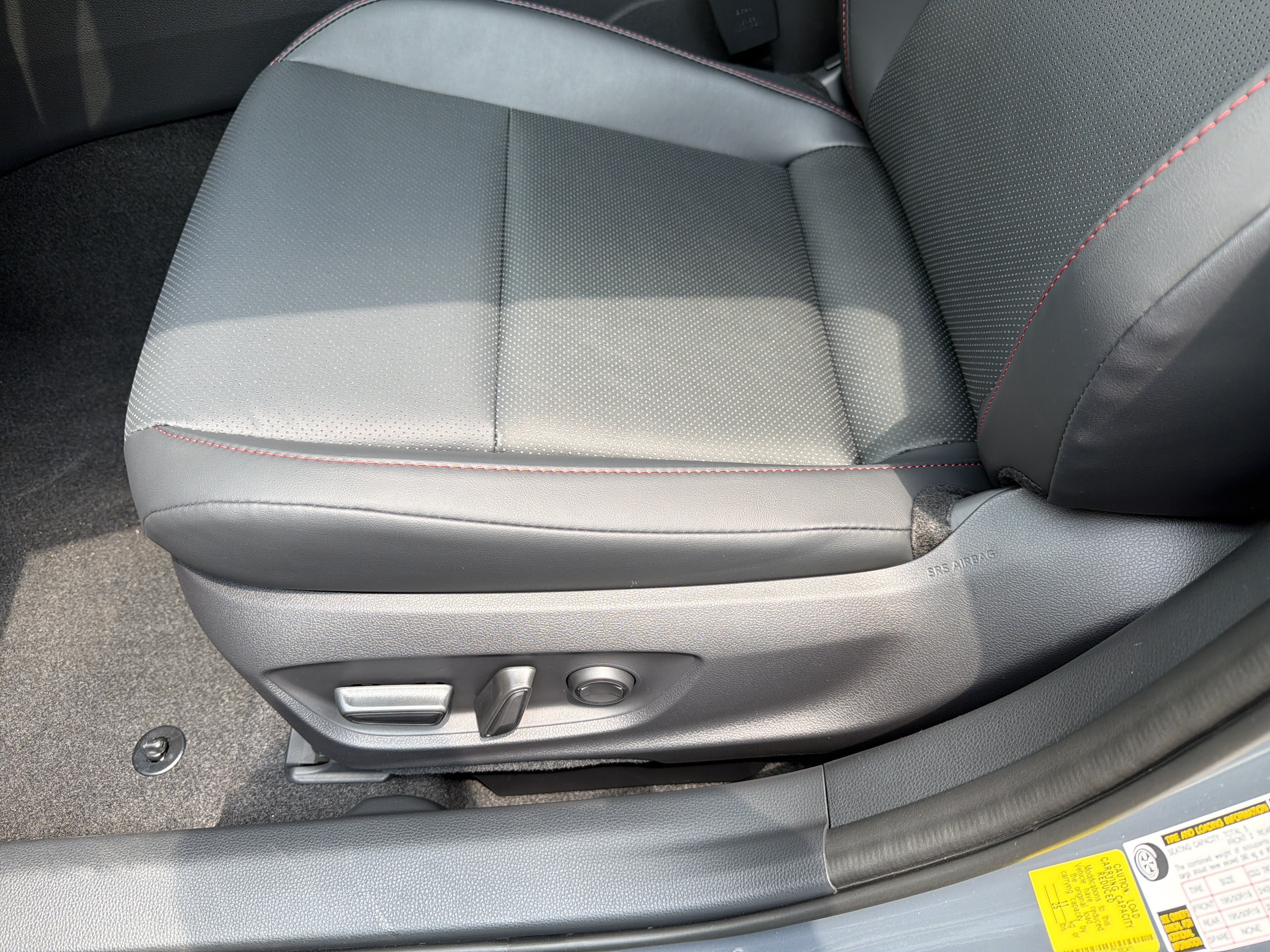 New 2026 Toyota Prius Plug-In Hybrid FWD image 9