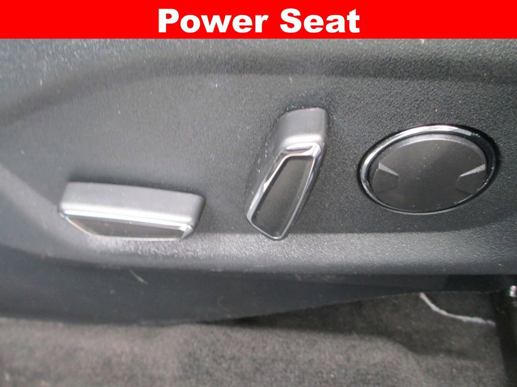 Used 2018 Ford Explorer Sport w/ Equipment Group 401A AWD/4WD image 31