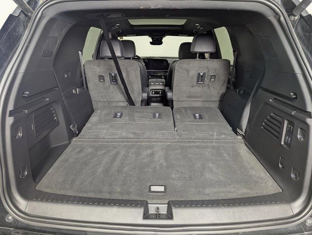 Used 2024 Chevrolet Traverse RS AWD/4WD image 20