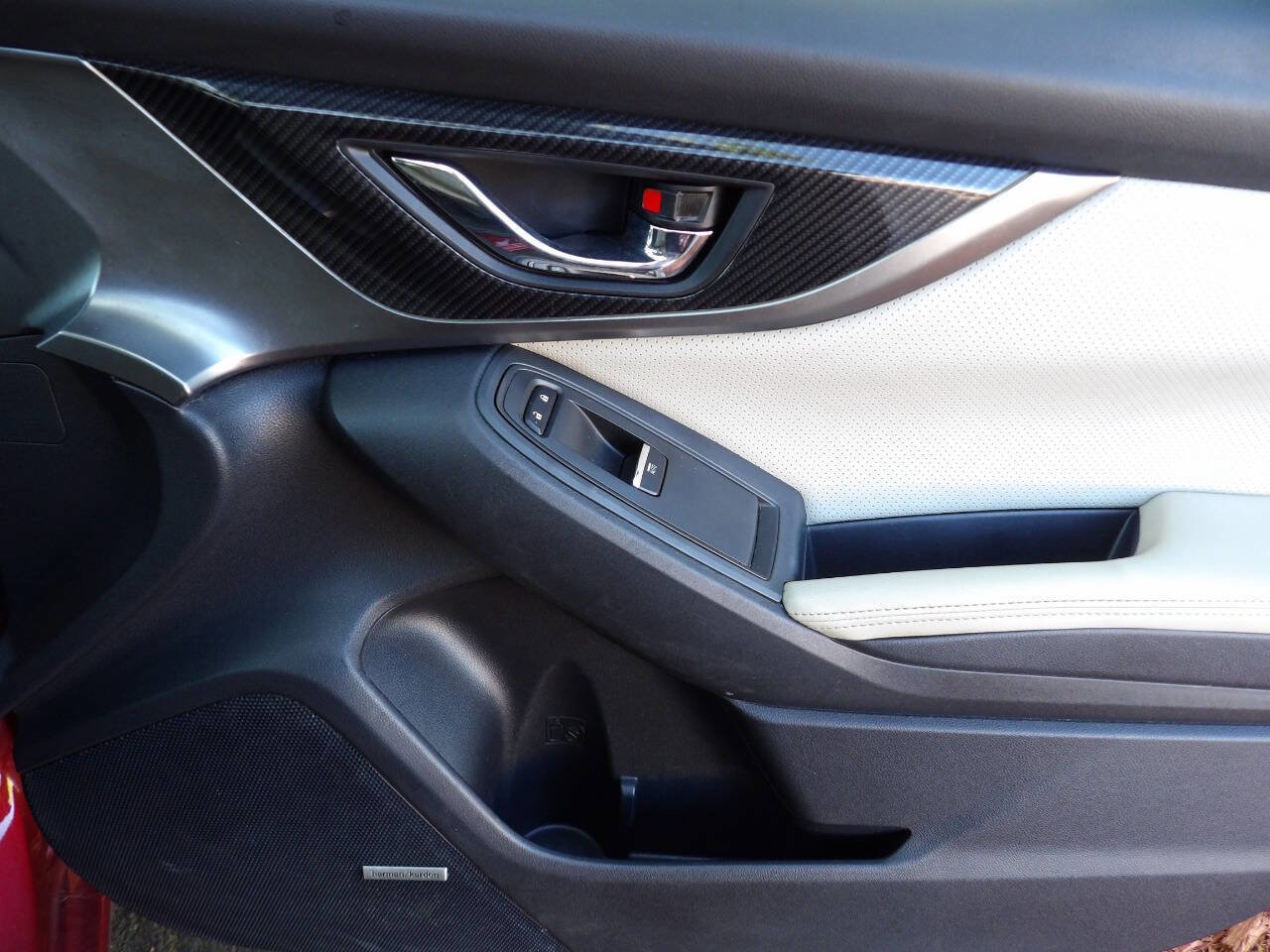 Used 2017 Subaru Impreza 2.0i Limited image 28