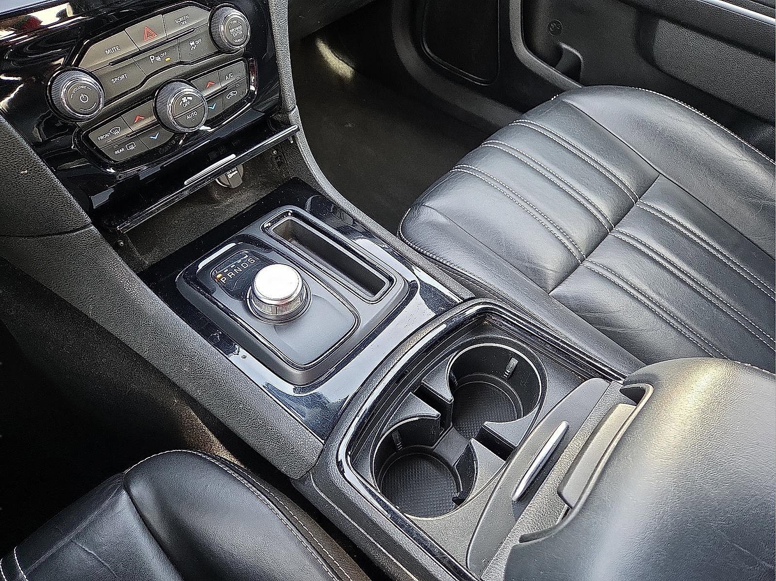 Used 2023 Chrysler 300 S image 25