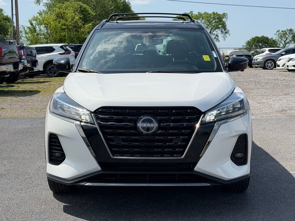 Used 2024 Nissan Kicks SR w/ Interior Electronics Package image 10