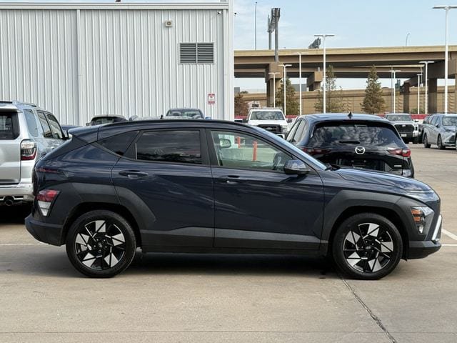 Used 2024 Hyundai Kona SEL FWD image 3