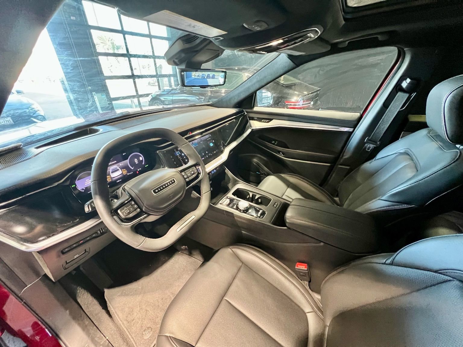 Used 2024 Jeep Wagoneer Launch Edition AWD/4WD image 8