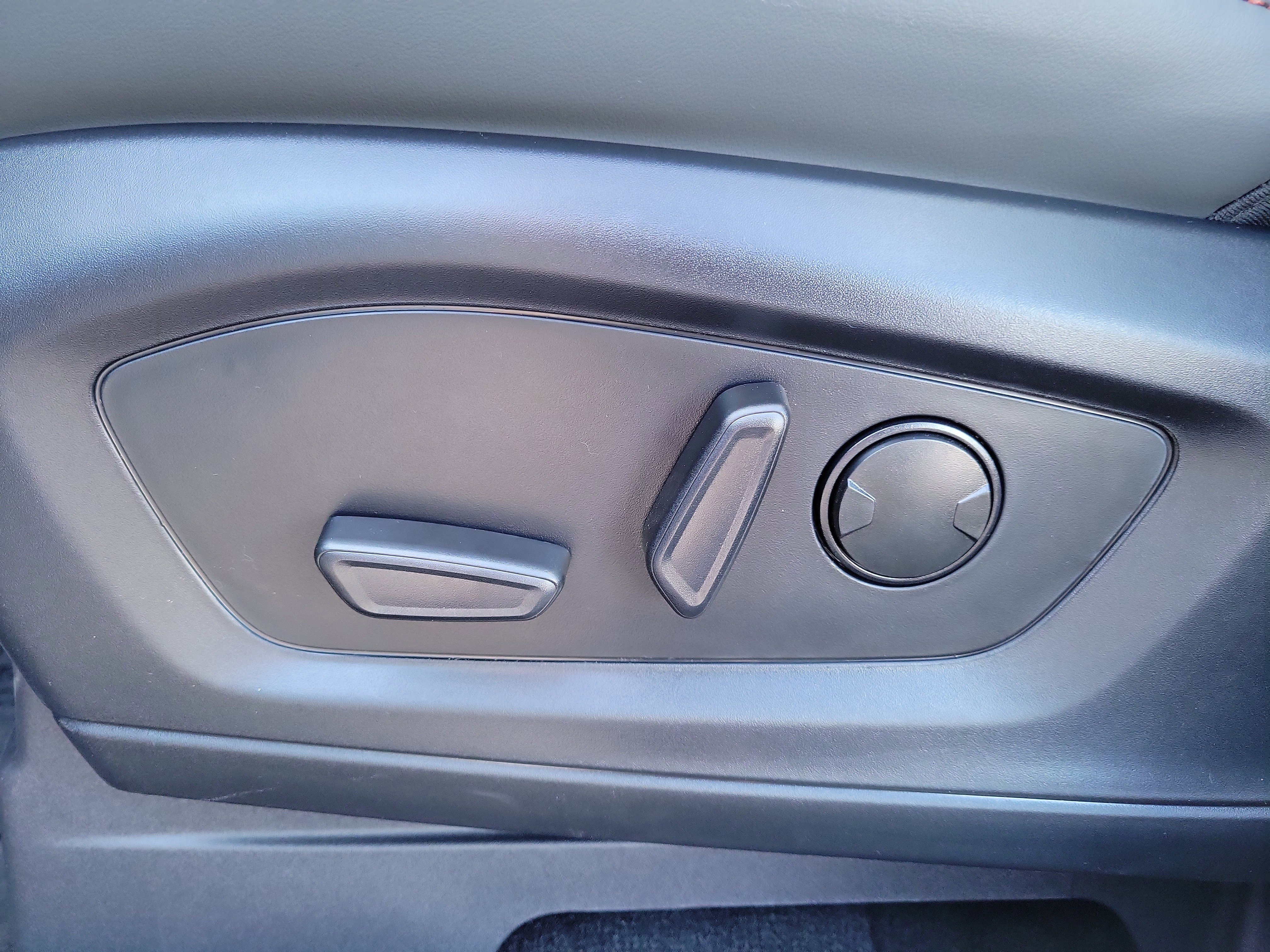 New 2026 Ford Explorer Active image 23