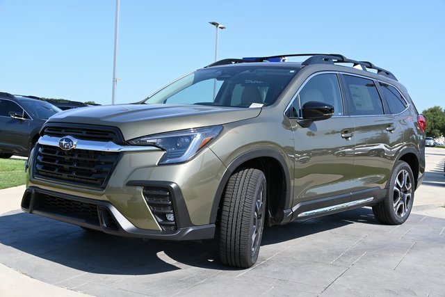 New 2025 Subaru Ascent Limited image 7