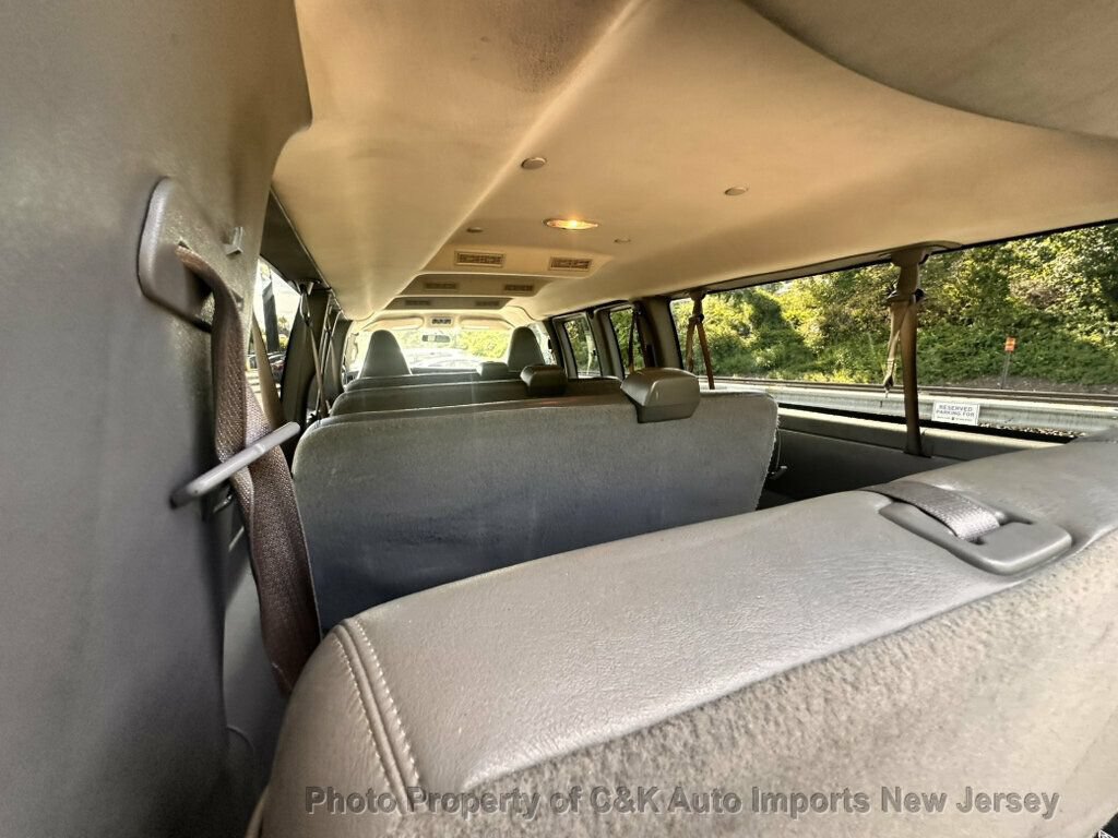 Used 2022 Chevrolet Express 3500 LS RWD image 14