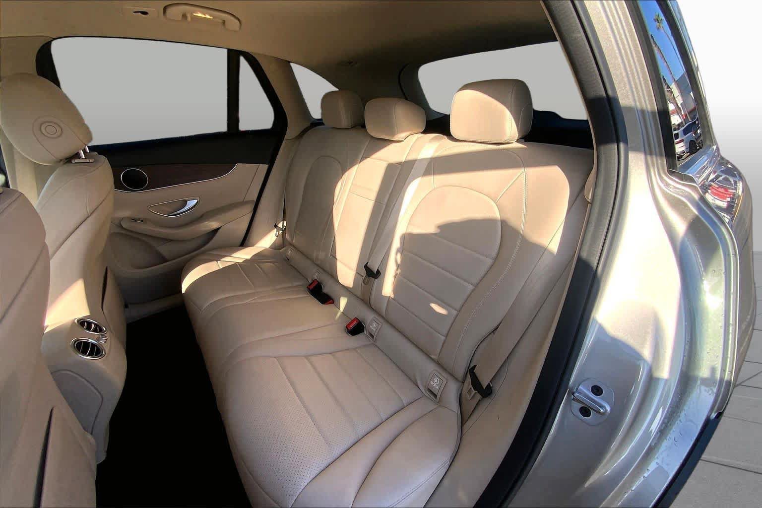 Used 2021 Mercedes-Benz GLC 300 image 20