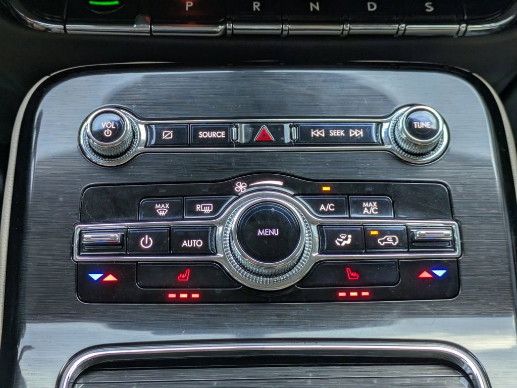 Used 2022 Lincoln Nautilus AWD w/ Premium Package image 26