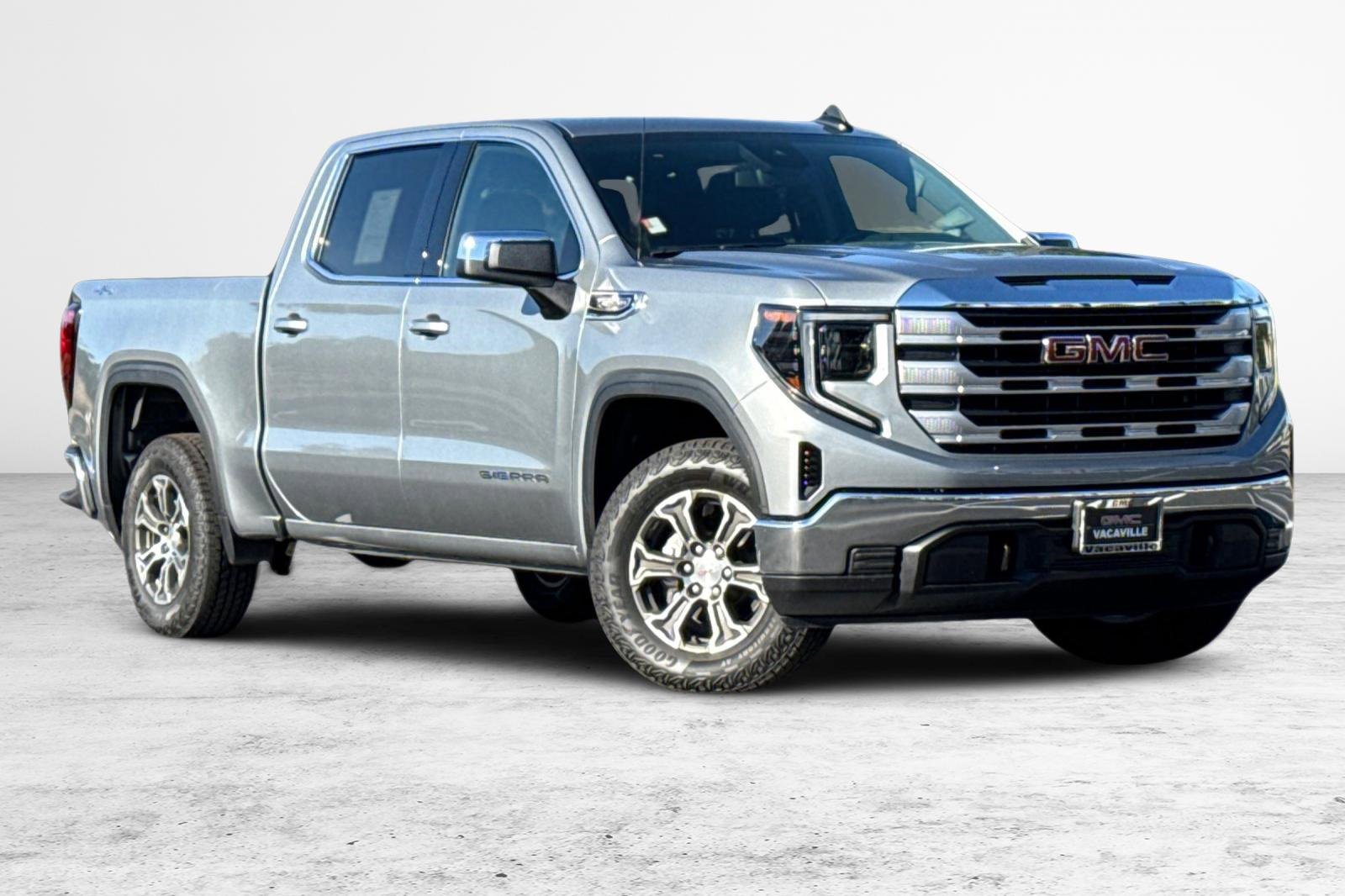Used 2026 GMC Sierra 1500 SLE image 2