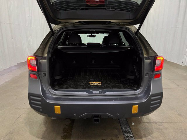 Used 2025 Subaru Outback Wilderness AWD/4WD image 13