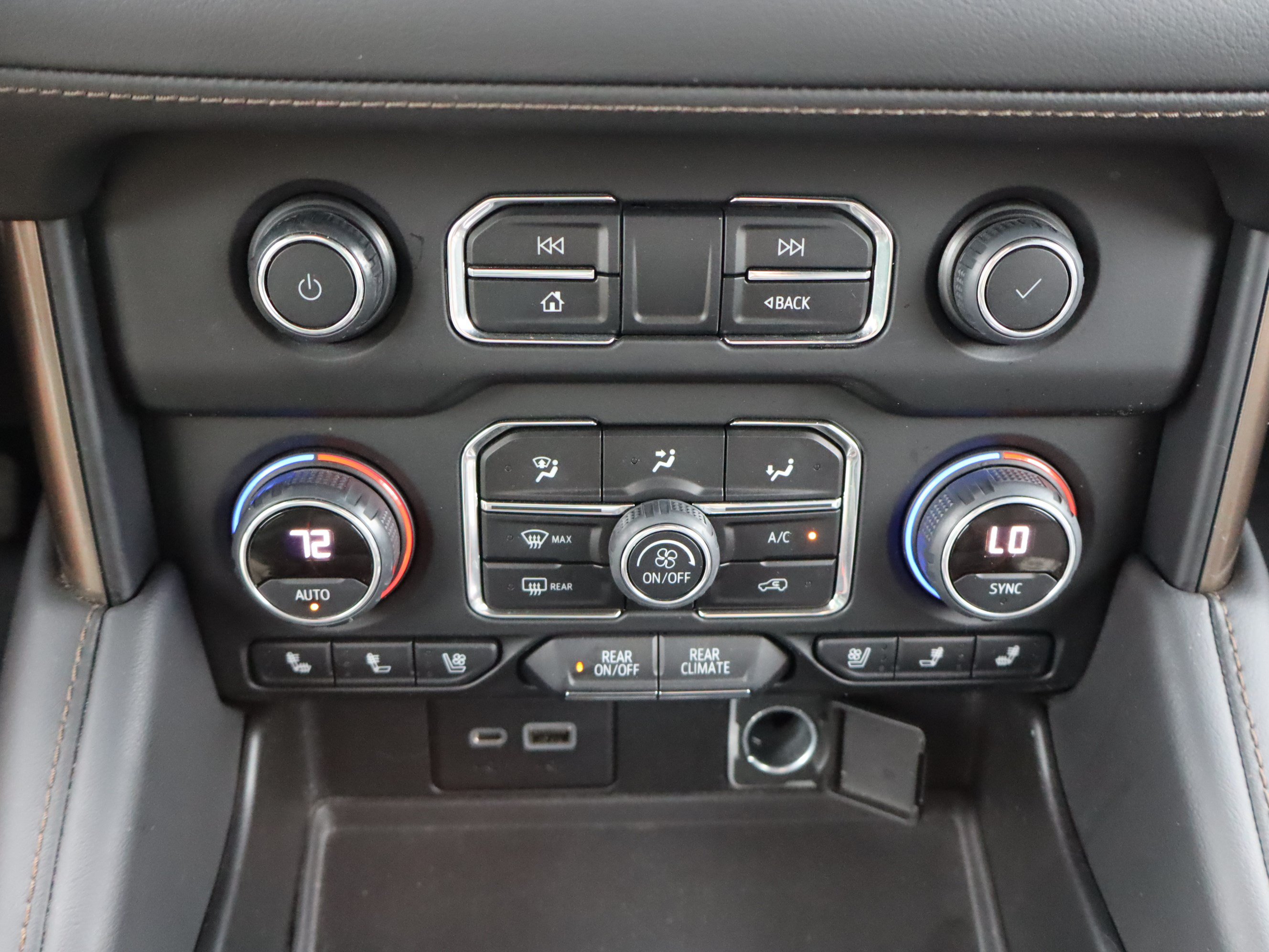 Used 2022 Chevrolet Tahoe High Country w/ Max Trailering Package AWD/4WD image 30