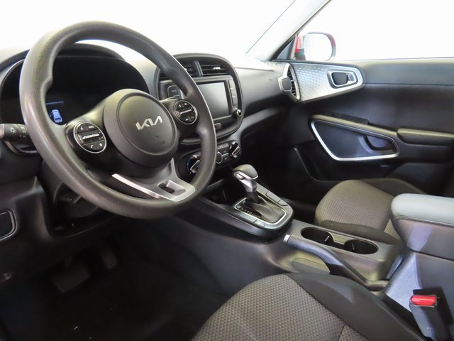 Used 2024 Kia Soul LX w/ Option Group 015 image 4