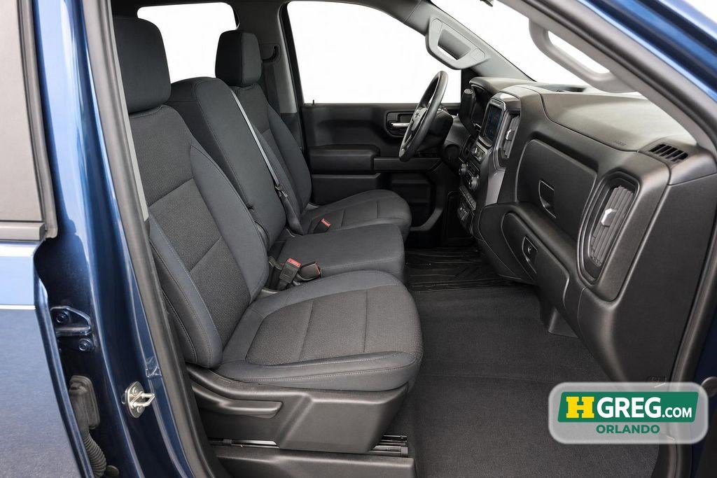 Used 2019 Chevrolet Silverado 1500 Custom w/ Custom Value Package RWD image 15
