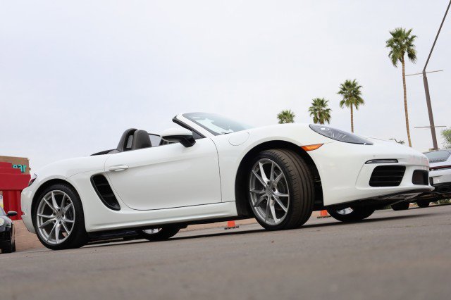 Used 2019 Porsche 718 Boxster image 12