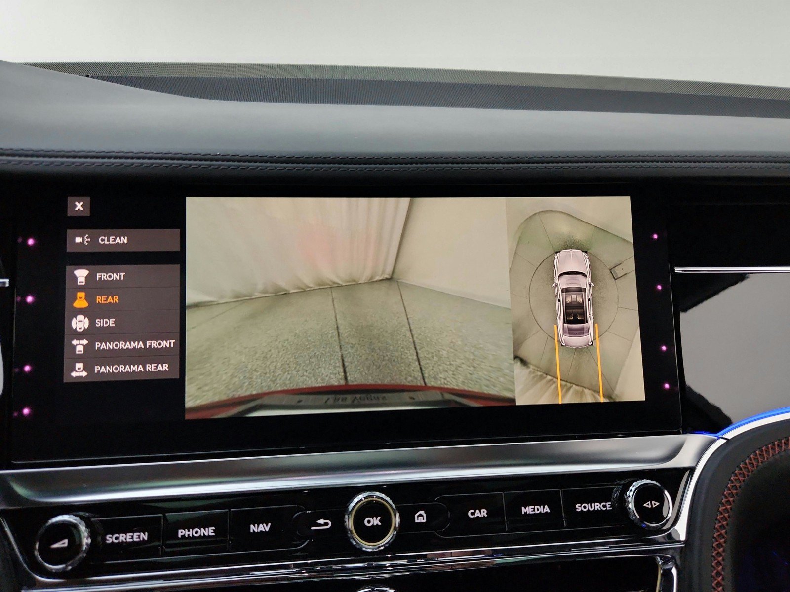 Used 2021 Bentley Flying Spur W12 AWD/4WD image 34