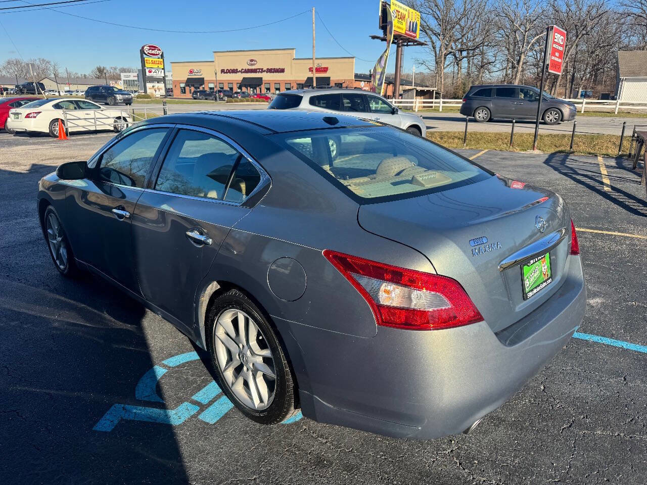Used 2011 Nissan Maxima 3.5 SV w/ Premium Pkg image 4