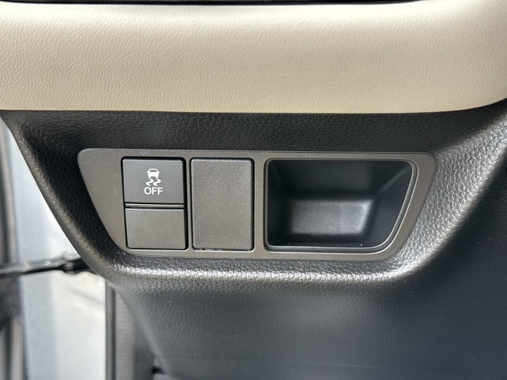 Used 2024 Honda HR-V LX image 40