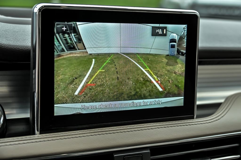 Used 2022 Lincoln Corsair AWD w/ Premium Package image 24