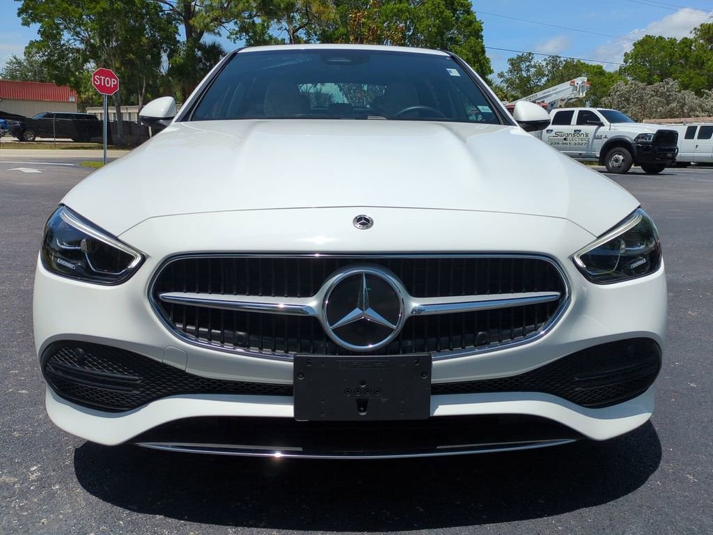 Used 2025 Mercedes-Benz C 300 Sedan image 9