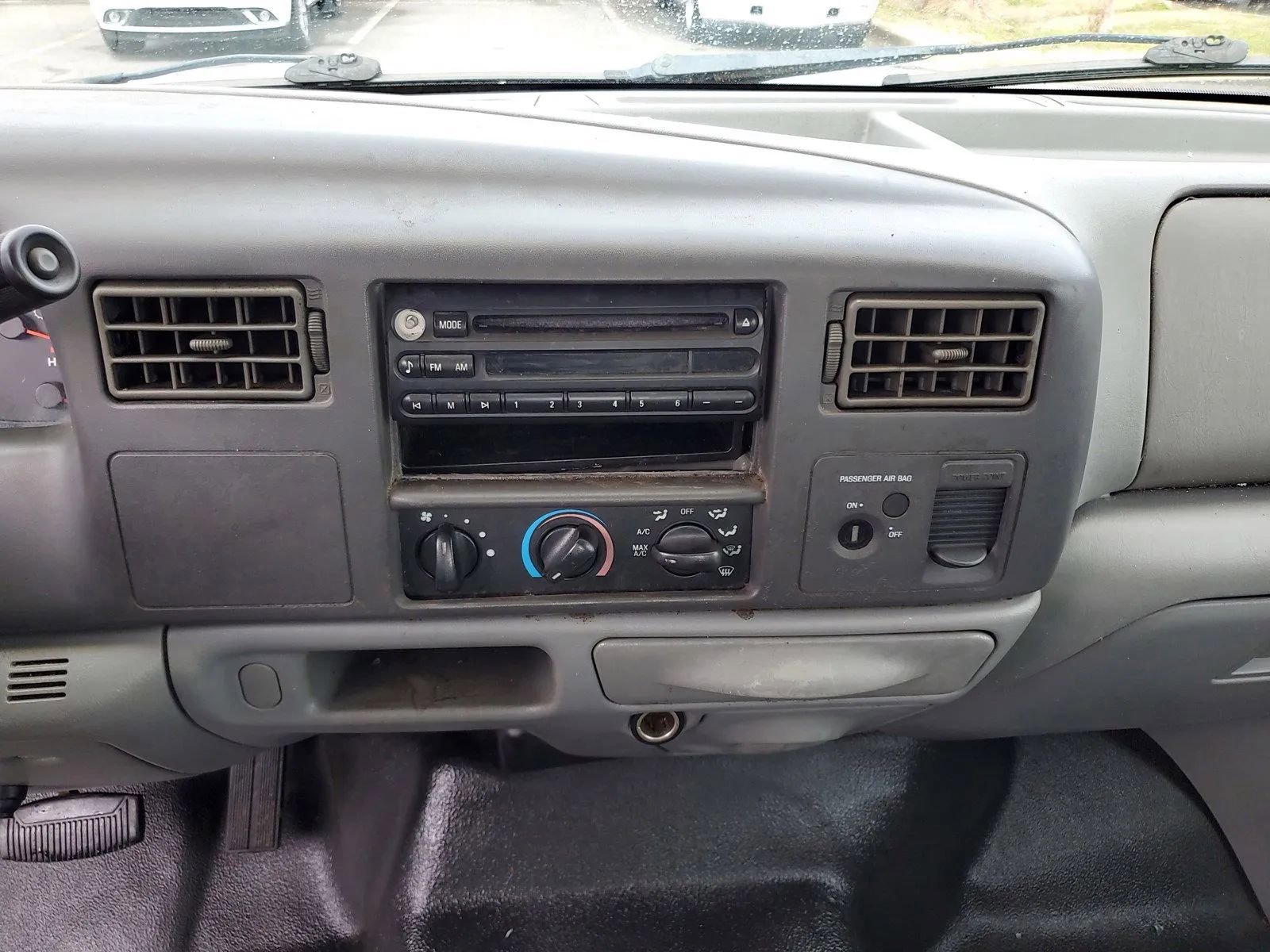Used 2002 Ford F250 XL RWD image 16