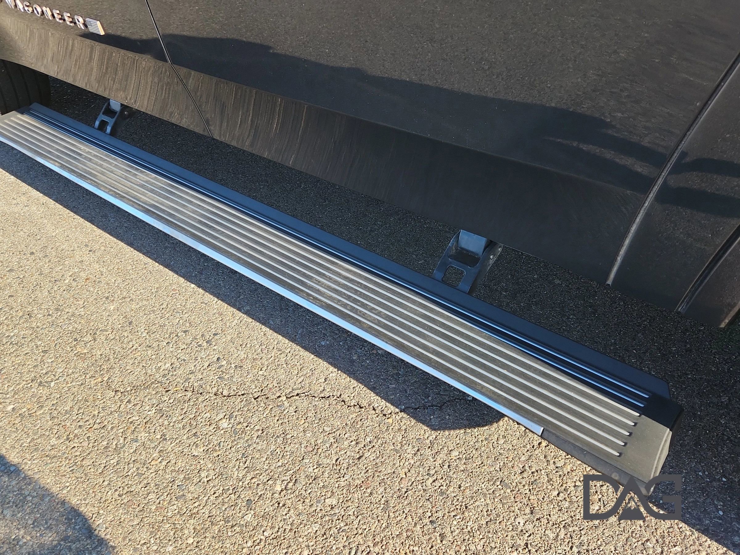 Used 2024 Jeep Grand Wagoneer L Series III image 22