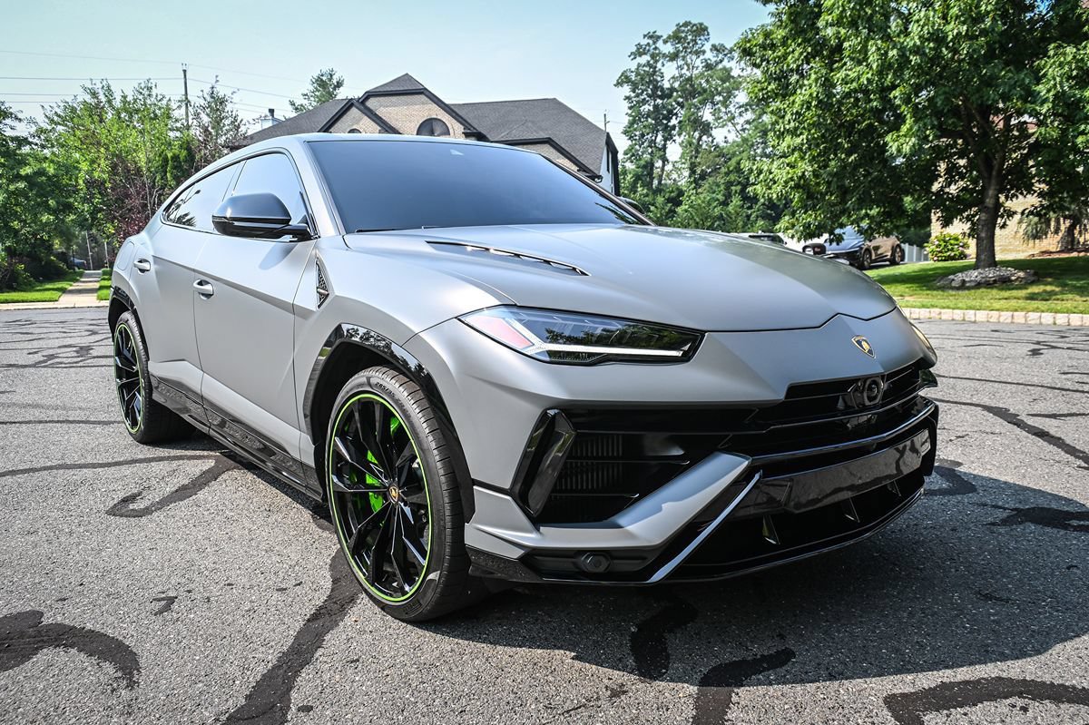 Used 2024 Lamborghini Urus S AWD/4WD image 6