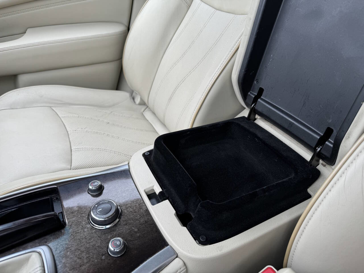 Used 2014 INFINITI QX60 AWD w/ Premium Package image 26